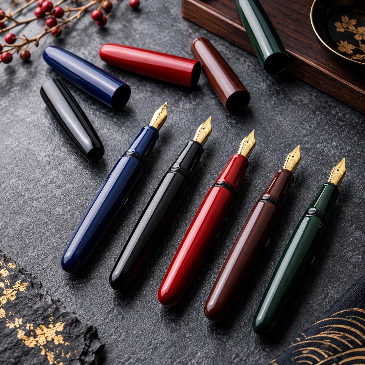 Yamanaka Urushi Lacquer Fountain Pen Embrace Colors Of Japan の製品画像