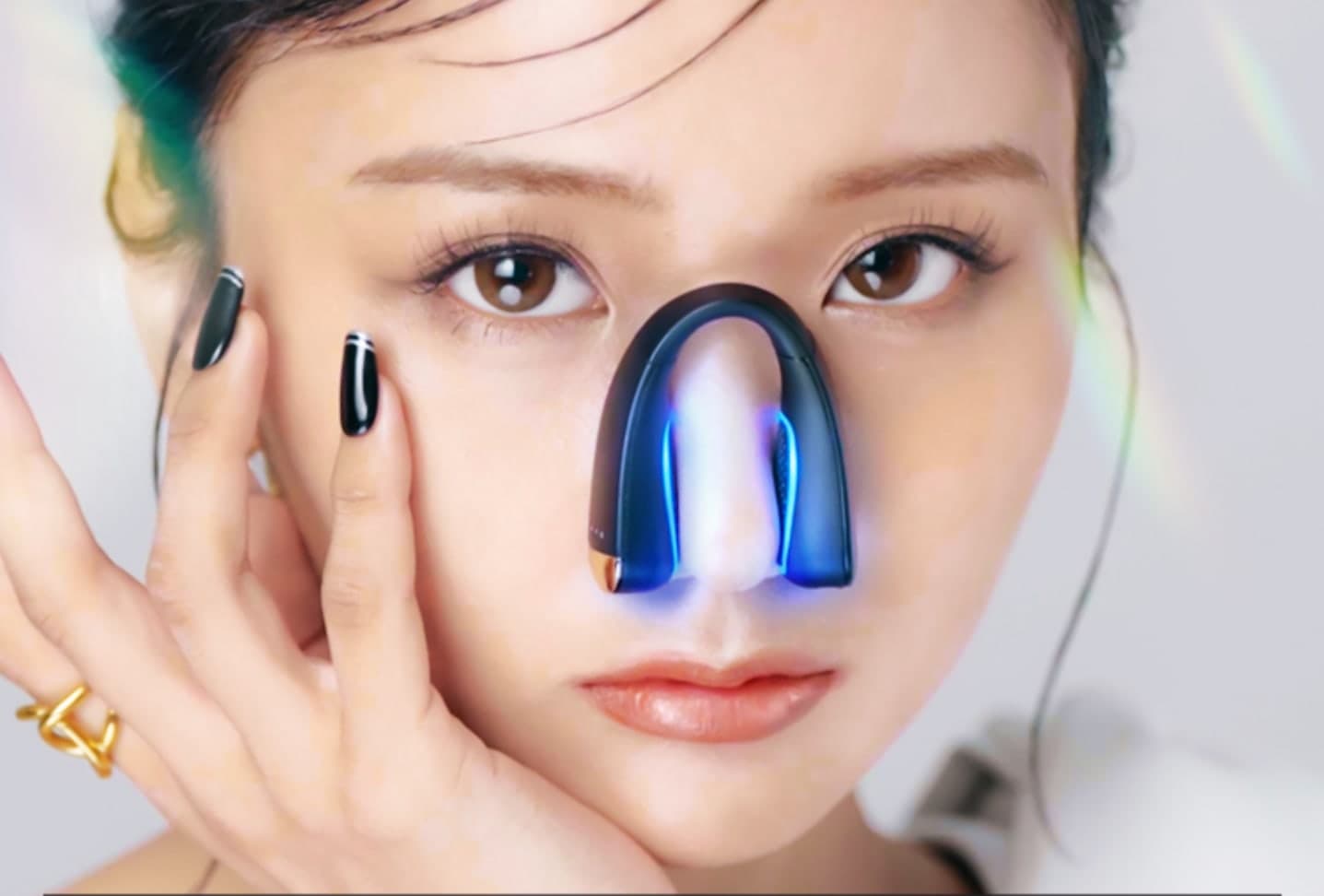 NIPLUX QNose を使う様子(画像 1)