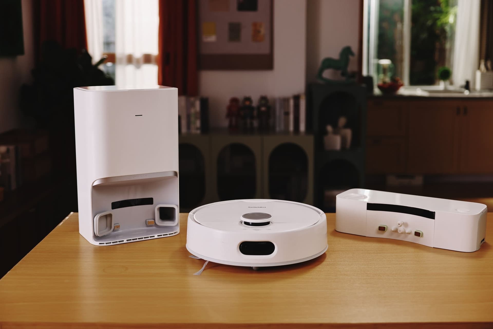 SwitchBot お掃除ロボットS10(画像 1)