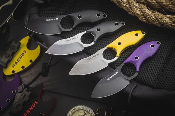 HARNDS Knife|D2スチールとG10ハンドル、N690スチールとカーボンファイバーの完璧な組み合わせ