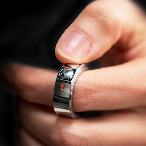 RING MOUSE|未来の指先操作を実現するウェアラブルデバイス