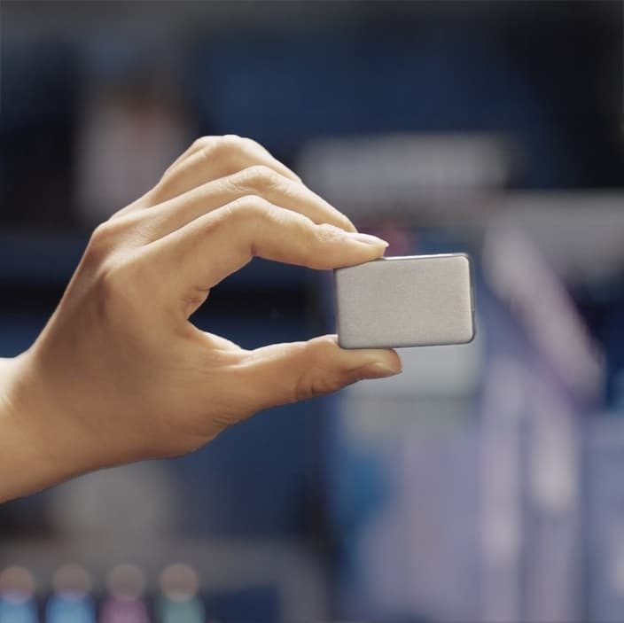 CarryDisk|世界最小クラスの超高速SSDが描く、ポータブルストレージの未来