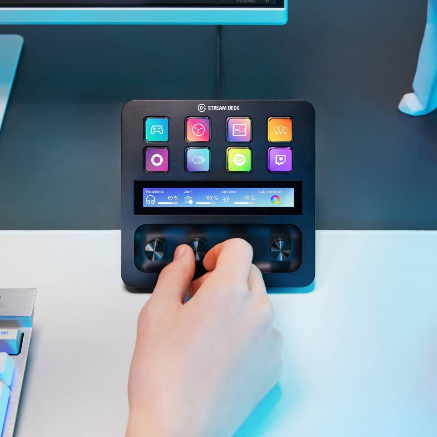 Stream Deck +|スピーディで直感的なワークフローを実現する伝説のコントローラ