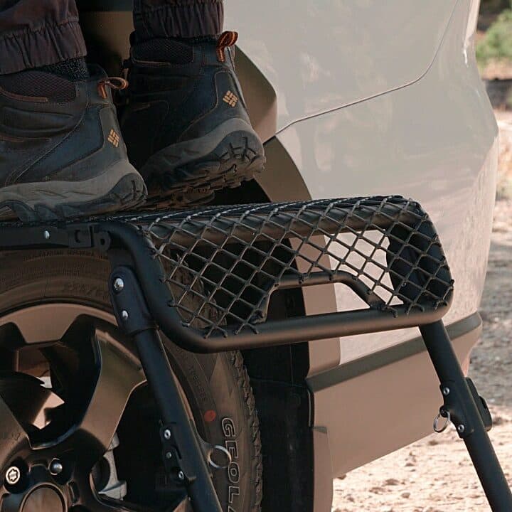 3D MAXpider|車生活とアウトドアをもっと便利にする万能タイヤステップ