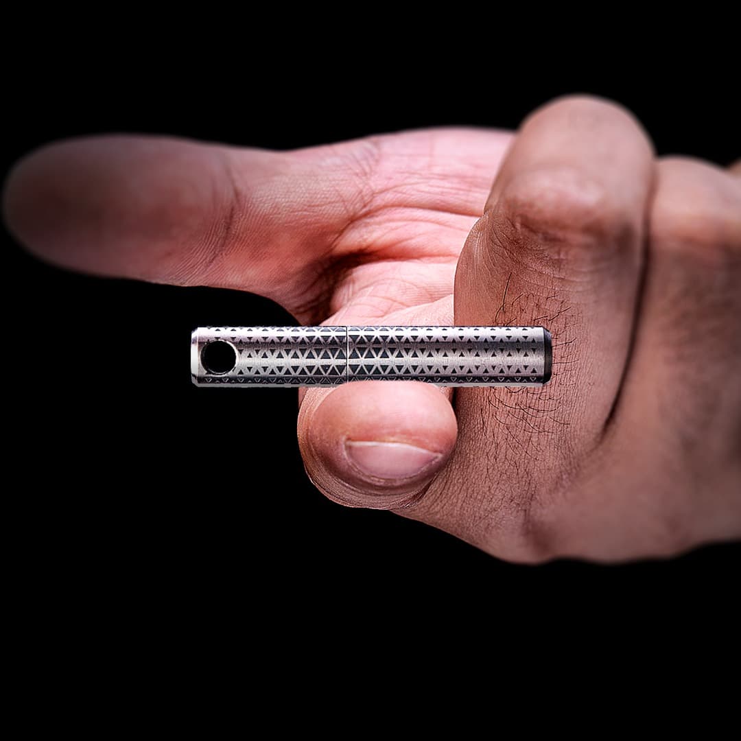 Tipen Mini|キーホルダーにも収まる超強靭な EDC ペン