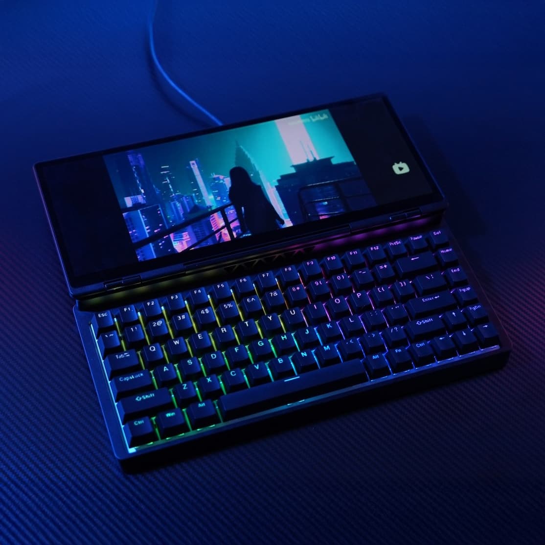 Welder|12.8 インチスマートタッチスクリーンを融合したワークフロー革命