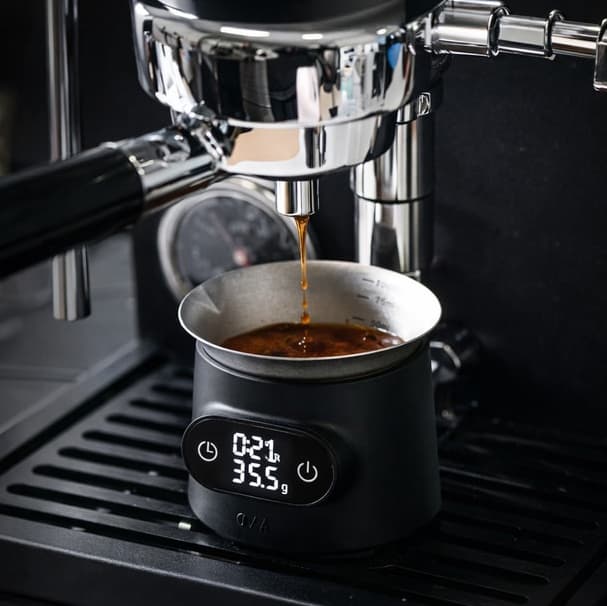 JOINOUT|バリスタの思考で誕生したグラビティオートタイマーコーヒースケール