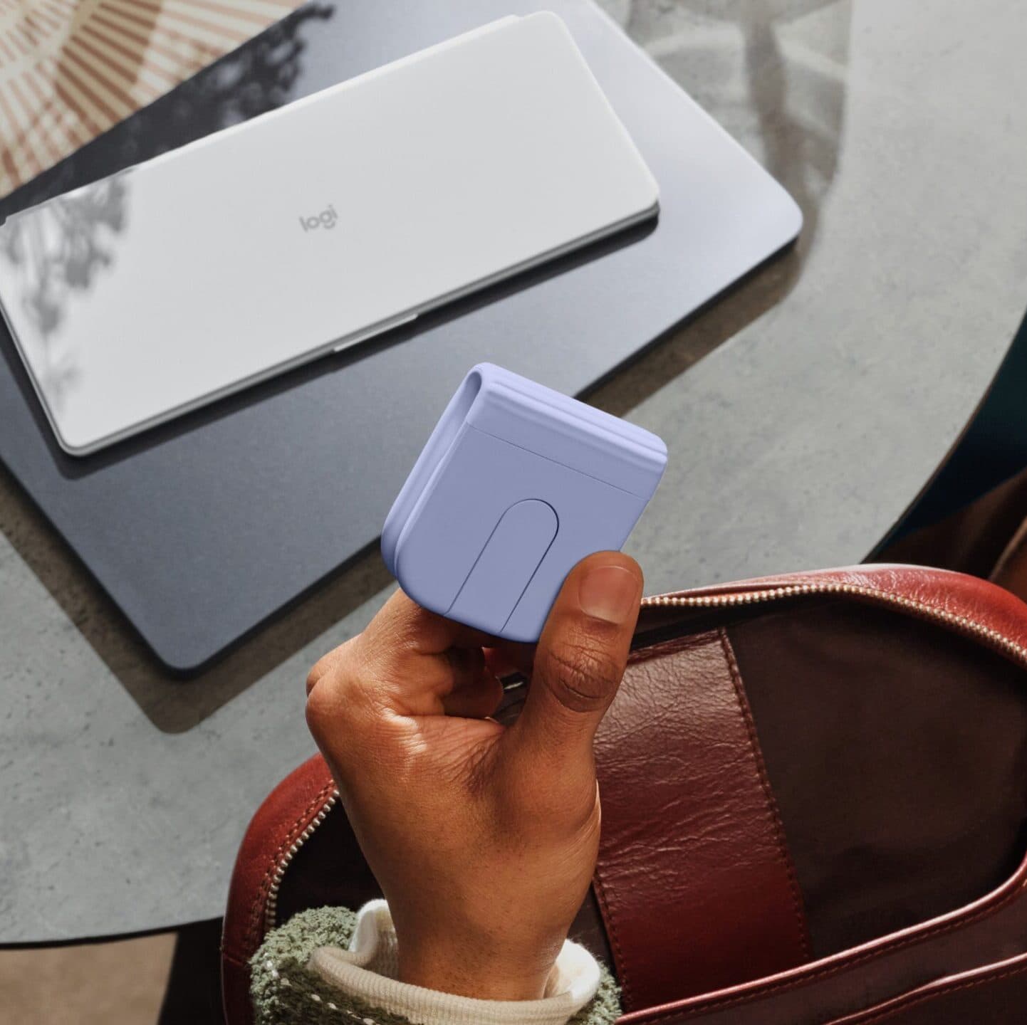 Mobi Fold|ポケットで眠り、開いた瞬間に仕事を走らせる超薄型ワイヤレスマウス