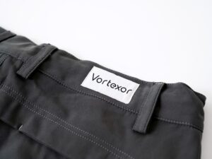 Vortexor｜12通りの使い方が可能なコンバーチブルパンツ＆ショーツ