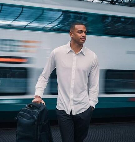 Graphene-X Performance Tech Shirt｜最先端技術を詰め込んだ「リビングシャツ」