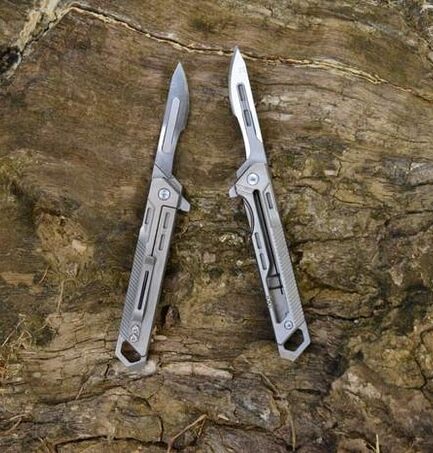 Titanium Multifunctional Folding Surgical Knife｜タフさと機能性を極めた多機能折りたたみナイフ