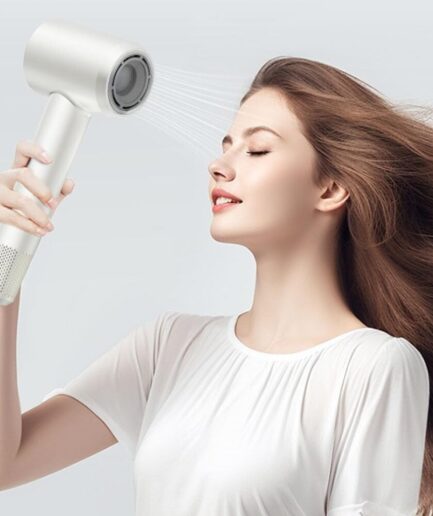 Zmirドライヤー｜最先端テクノロジーを駆使した究極のヘアドライヤー
