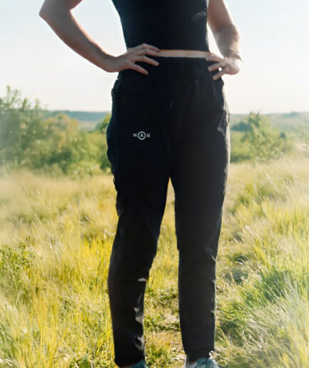 NAR Adventure Pants｜自然と都市をシームレスに繋ぐハイブリッドアウトドアパンツ