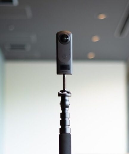 RICOH THETA Z1｜次世代の360°表現を可能にするハイエンドカメラ