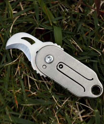 ScytheBlade｜究極のチタン製キーチェーンミニナイフ