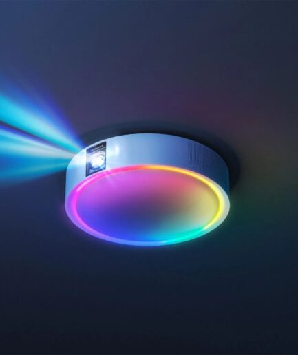Aladdin X2 Light｜天井から魔法を降らせる、次世代のスマートシアター