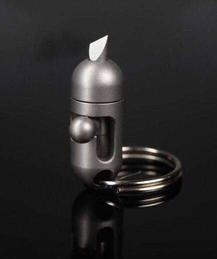 PeaCut｜カプセルサイズのチタニウム EDC キーチェーンボックスカッター