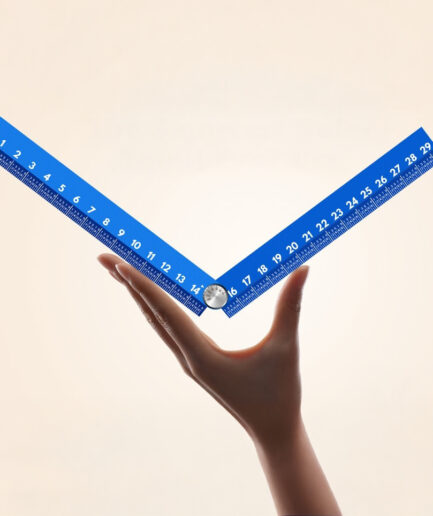 25° Ruler Fold-X｜コンパクトに折りたたみ、大判に展開する次世代定規
