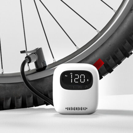 aigo Mini Inflator｜ポケットに収まる超小型インフレーター、高圧・長持ち・多機能で移動中の急場を救う
