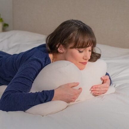 Prone Pillow ZZZ｜胃の上で眠る人々のための初の真の解決策