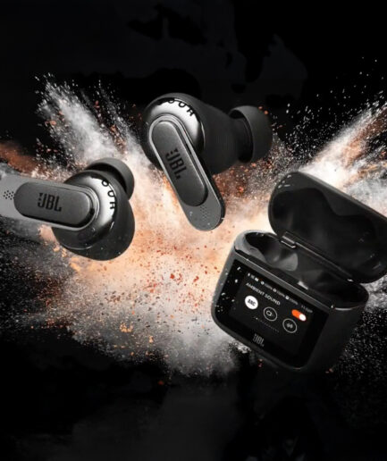 JBL Tour Pro 3｜スマート充電ケース搭載のハイブリッドノイズキャンセリング完全ワイヤレスイヤホン