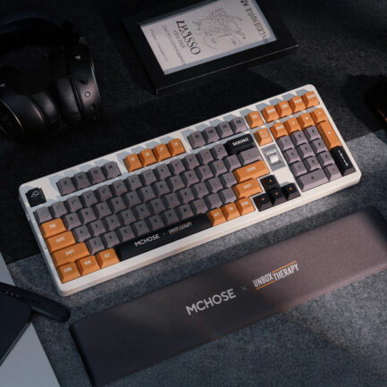 UT98｜静粛性と高性能を両立させたコラボレーション機械式キーボード