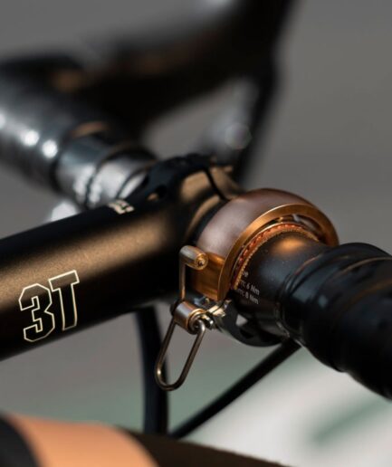 Oi LUXE BELL LARGE｜革新的デザインと上質な音響を兼ね備えた高級バイクベル