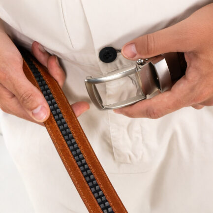 Smart Belt 2025｜コンフォートとエレガンスを飛躍させたイタリア製レザーベルト