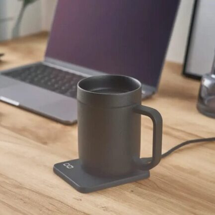 MugWarmer2｜冬のデスクを変える！飲み物保温とQi2充電が一体化した多機能ガジェット