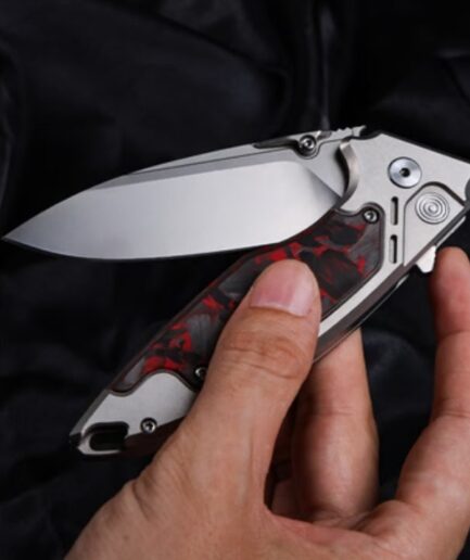 Scarab 2.0｜M390 鋼刃とチタニウム・カーボンハンドルを搭載した EDC フォールディングナイフ