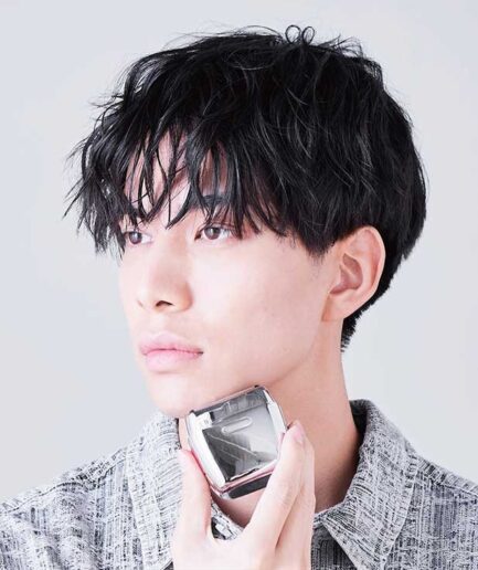 KMC-0800｜ミニマルデザインと高機能性を融合した往復式シェーバー