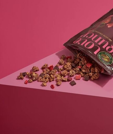 Dark Chocolate & Red Berries Granola｜ナチュラーズパスのオーガニックグラノーラで毎朝を豊かに