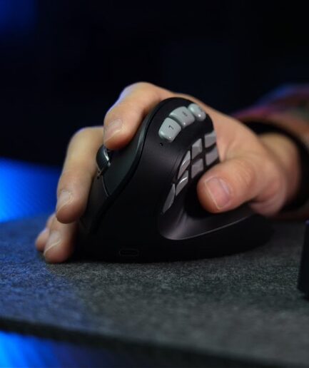 SOLAKAKA E9 Pro｜ワークとゲーミングに最適な 45° 垂直グリップマウス