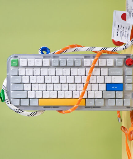 NuPhy Kick75｜美しさと機能性を両立した革新的タイピング体験