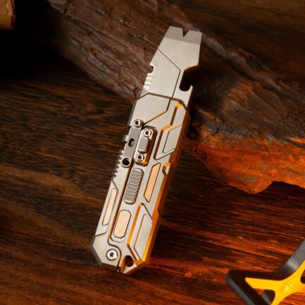 TI PryBar Playmake｜EDC に革命をもたらす多機能チタンプライバー