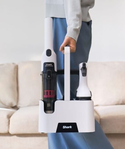 Shark StainForce｜カーペット・ソファ・車内までサッとシミ取り！