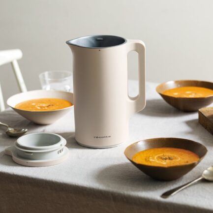recolte Auto Cooking Pot｜ほったらかし調理で本格味を実現するスリム自動調理器