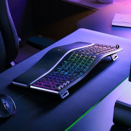 Razer Pro Type Ergo｜エルゴノミクスと生産性を融合した Razer 初のワイヤレススプリットキーボード