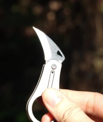 SpearEdge｜微曲線刃が生み出す自然で制御しやすいプルカット専用ミニナイフ