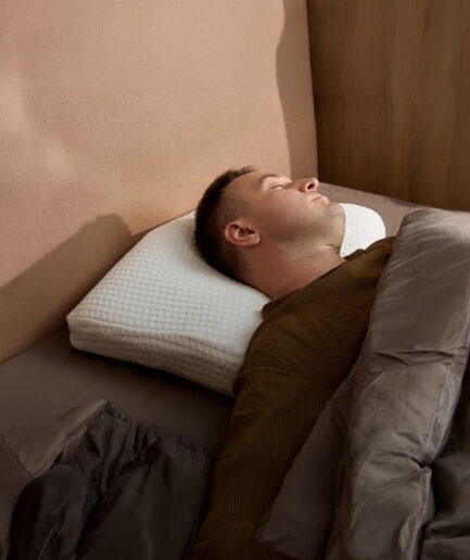 Mirakuru Pillow｜一つのボタンで最適な睡眠を届ける自動調整枕