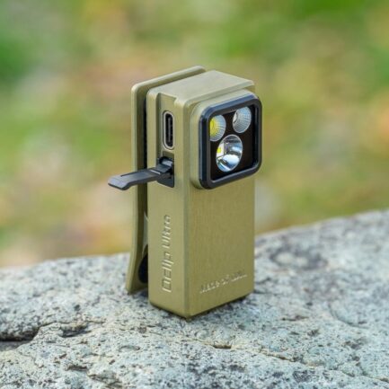 Oclip Ultra ｜OAL 合金製・365nm UV ライト搭載の高耐久 EDC 照明