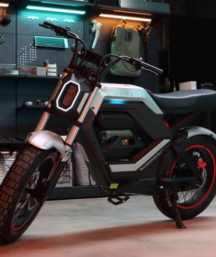 AOTOS Flux X26｜電動自行車とモーターサイクルの狭間を切り開く新次元モビリティ