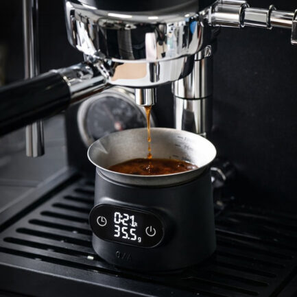 JOINOUT｜バリスタの思考で誕生したグラビティオートタイマーコーヒースケール