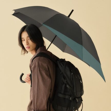 UNISEX BACK PROTECT Wpc.｜背中のバッグまで雨から守る晴雨兼用ロングアンブレラ