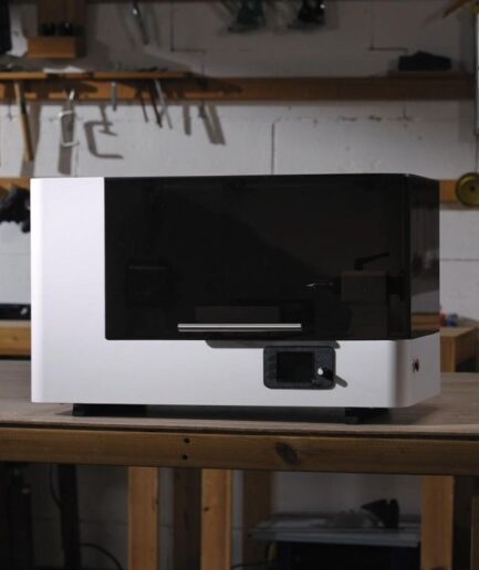 Duroxen｜デスクトップでプロレベルの精密加工を実現するコンパクト CNC 旋盤