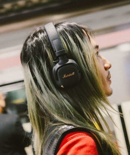 Marshall MILTON A.N.C.｜雑音の波を越えて、音楽の最前列へ連れていくMarshallワイヤレスヘッドホン