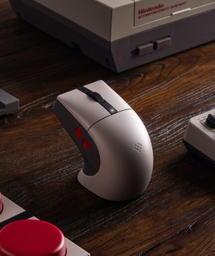 8BitDo Retro R8 Mouse - N Edition｜レトロな机に、精密な操作感を連れてくる高性能ワイヤレスマウス