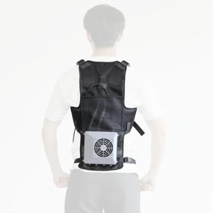 ChillerX｜氷いらずで背中から冷やし続ける、ペルチェチラー方式の水冷ウェア