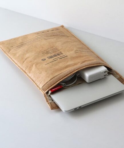 ANAheim Laptop Sleeve 13inch “Craft”|紙のように軽く、自分だけの表情へ育つ13インチPCスリーブ